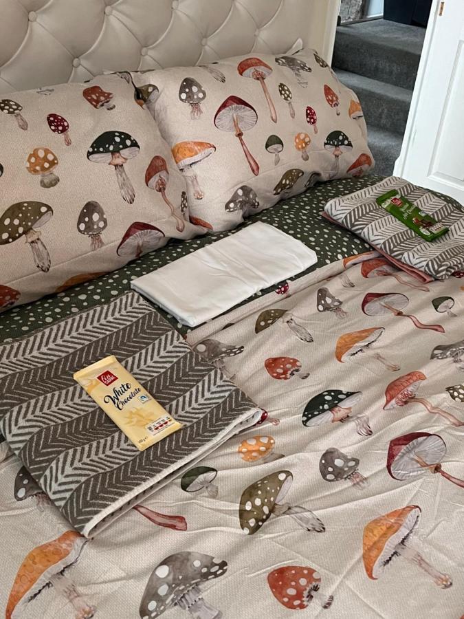 Home From Home Cosy B&B Лондон Екстериор снимка