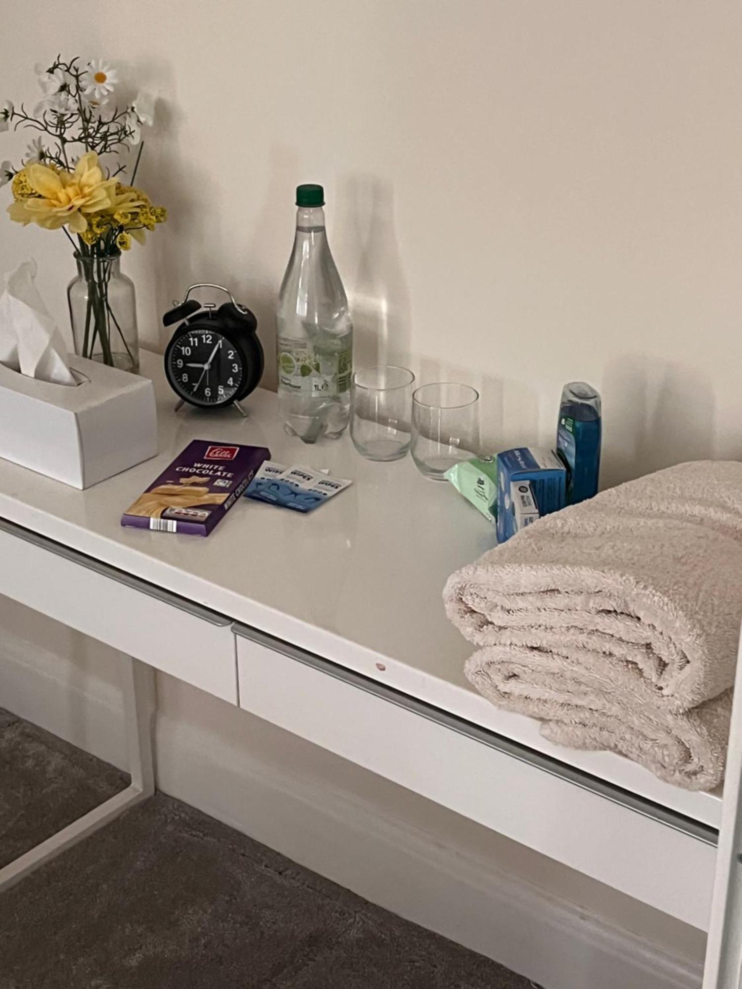 Home From Home Cosy B&B Лондон Екстериор снимка
