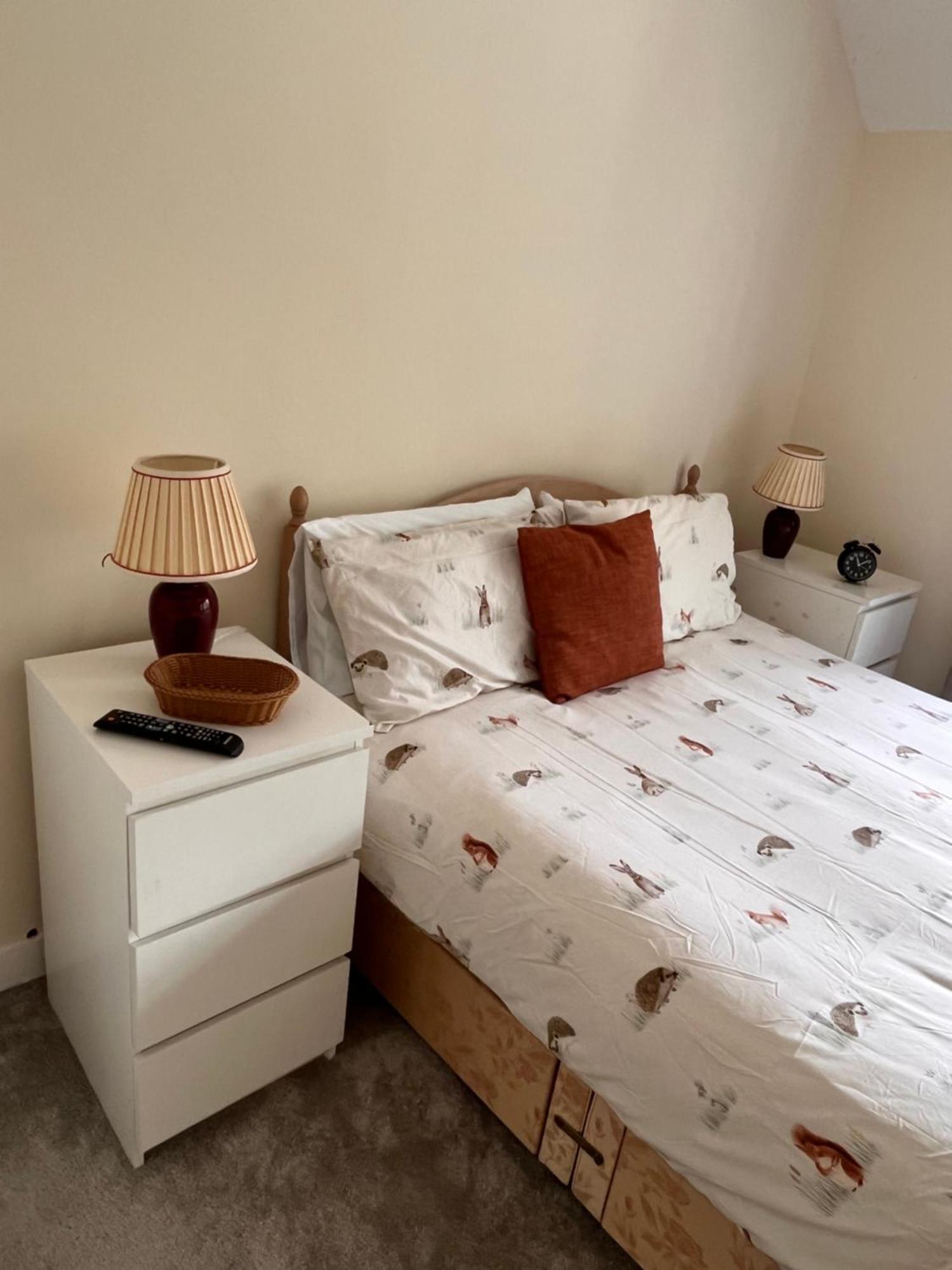 Home From Home Cosy B&B Лондон Екстериор снимка
