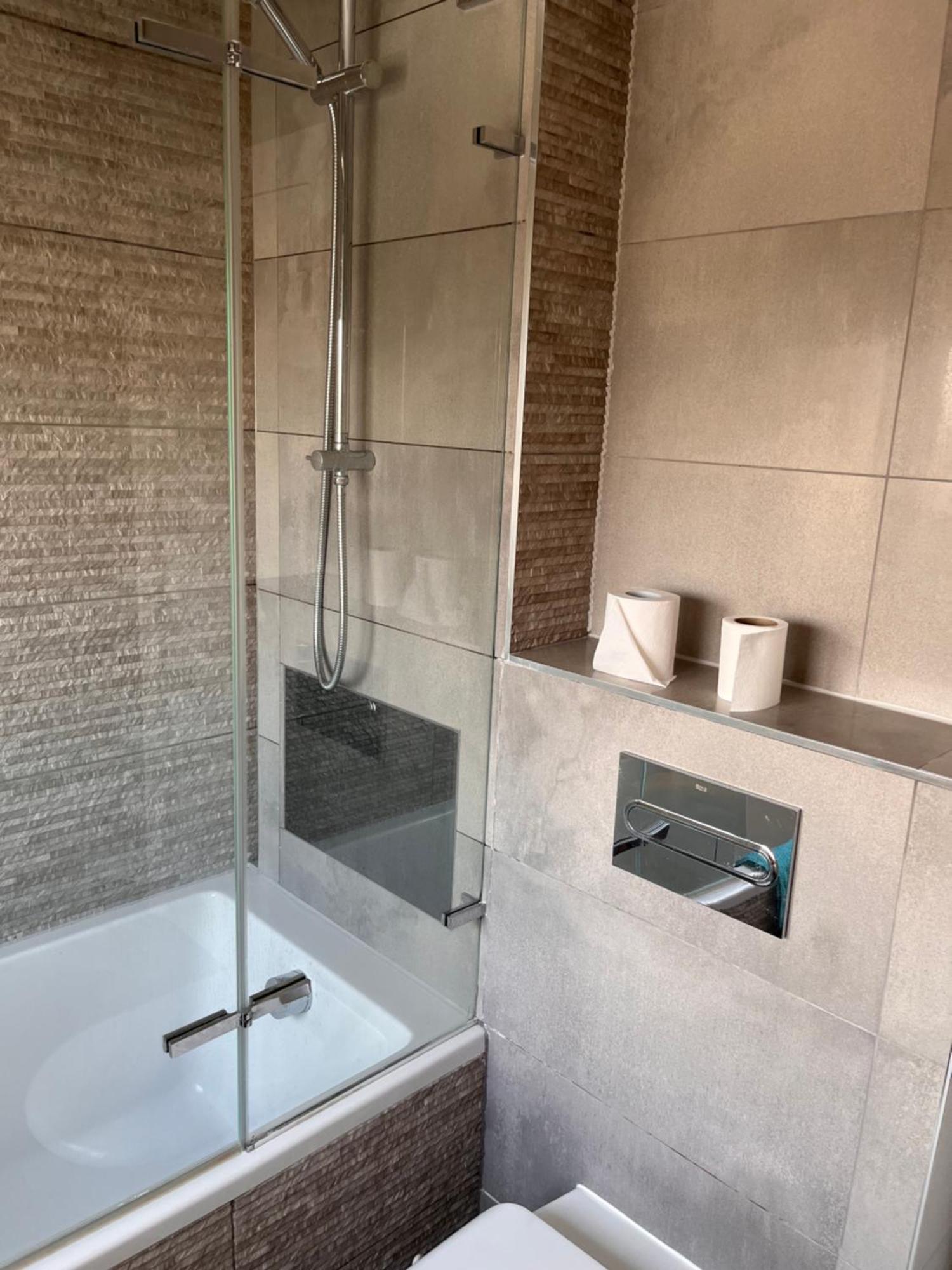Home From Home Cosy B&B Лондон Екстериор снимка