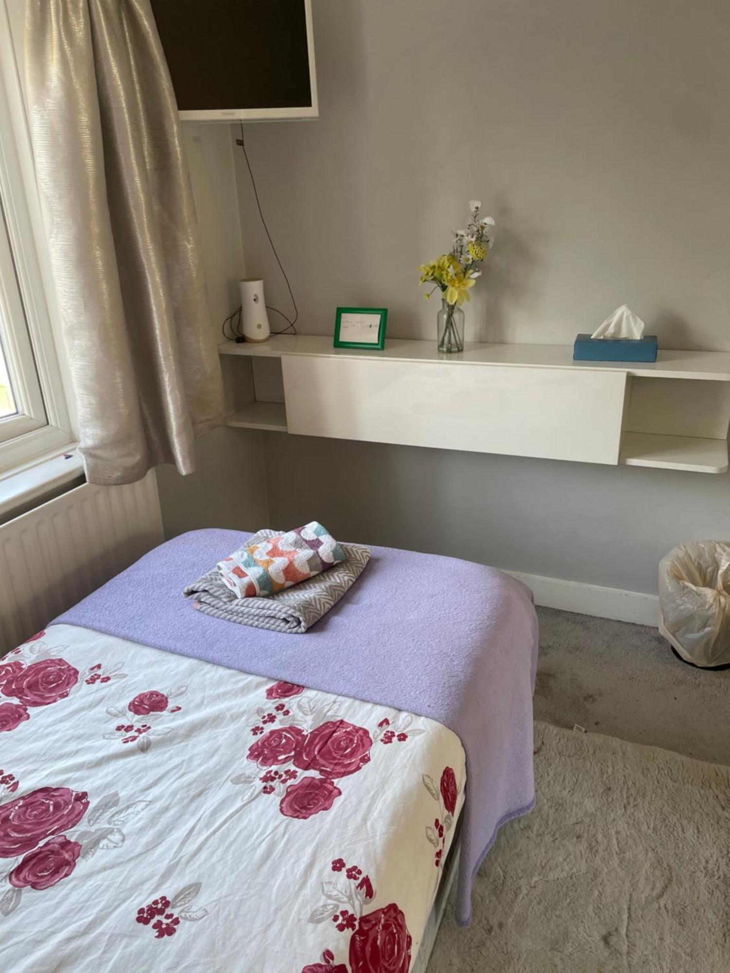 Home From Home Cosy B&B Лондон Екстериор снимка