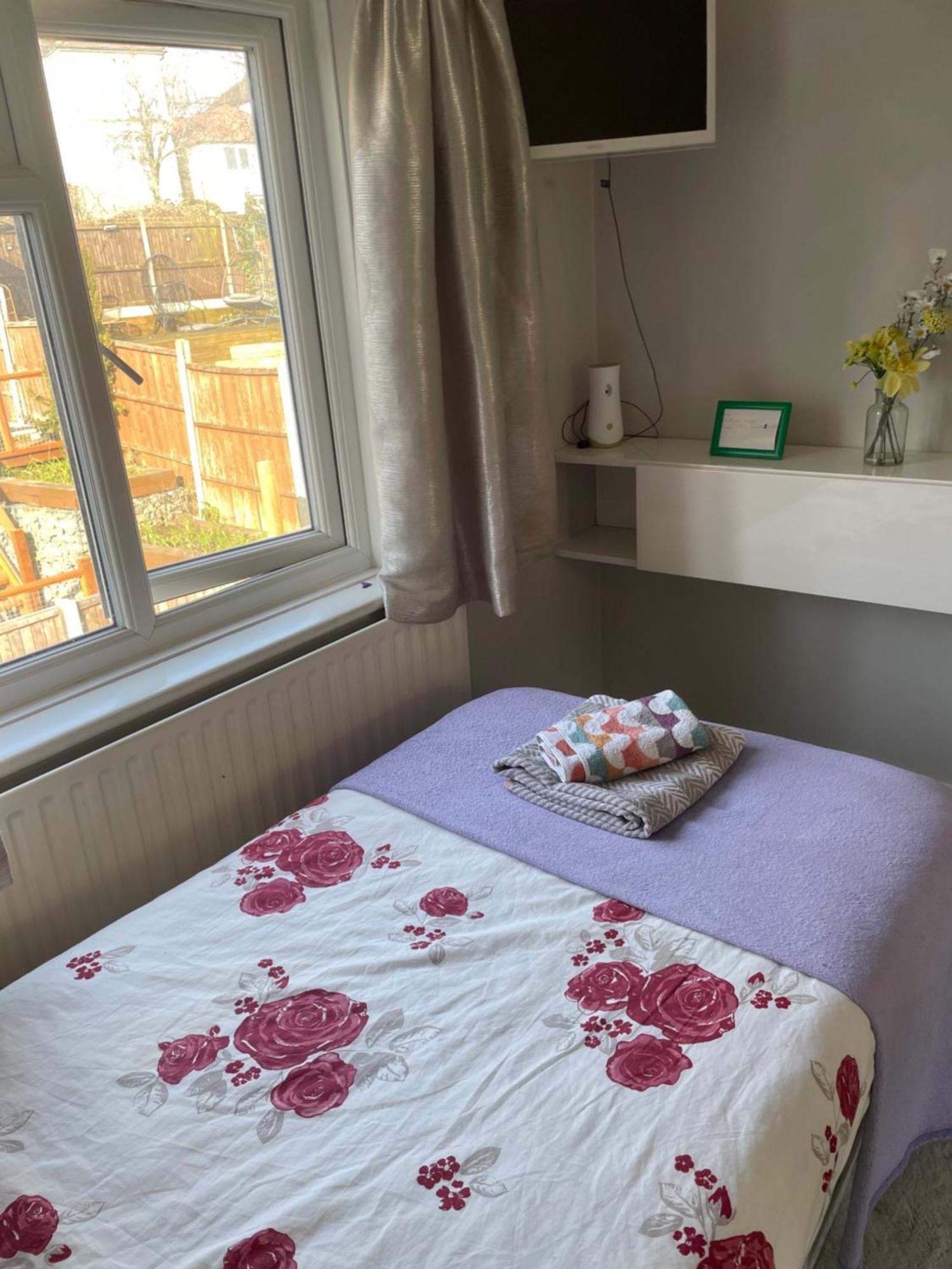 Home From Home Cosy B&B Лондон Екстериор снимка